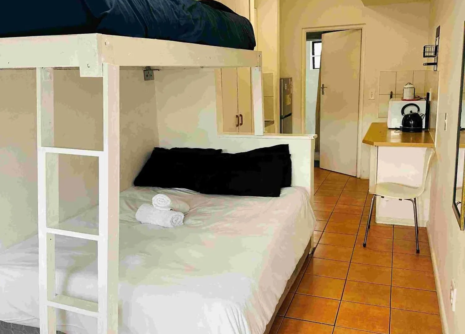 Hostel Green Elephant Backpackers Cape Town